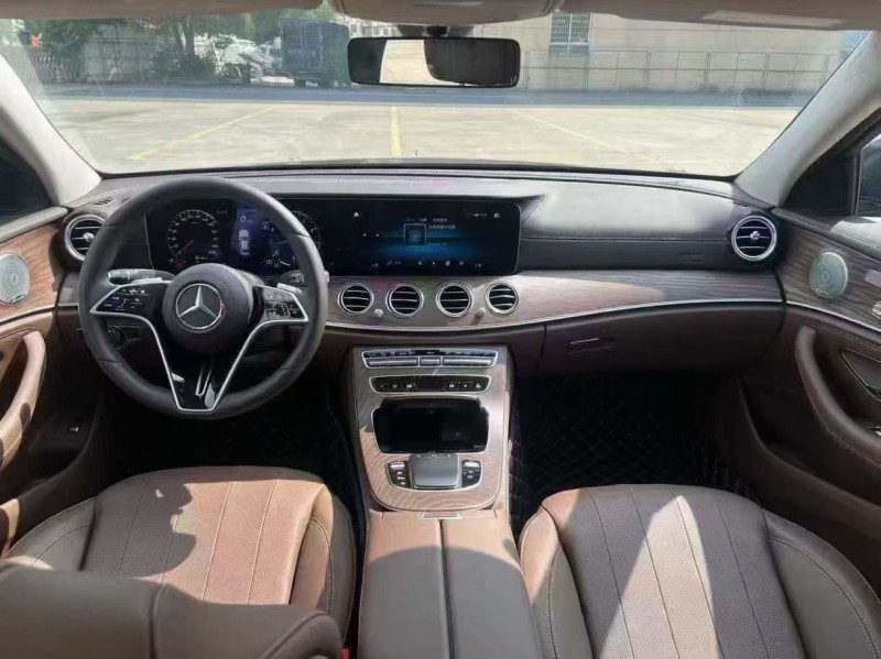 杭州23年奔驰E8