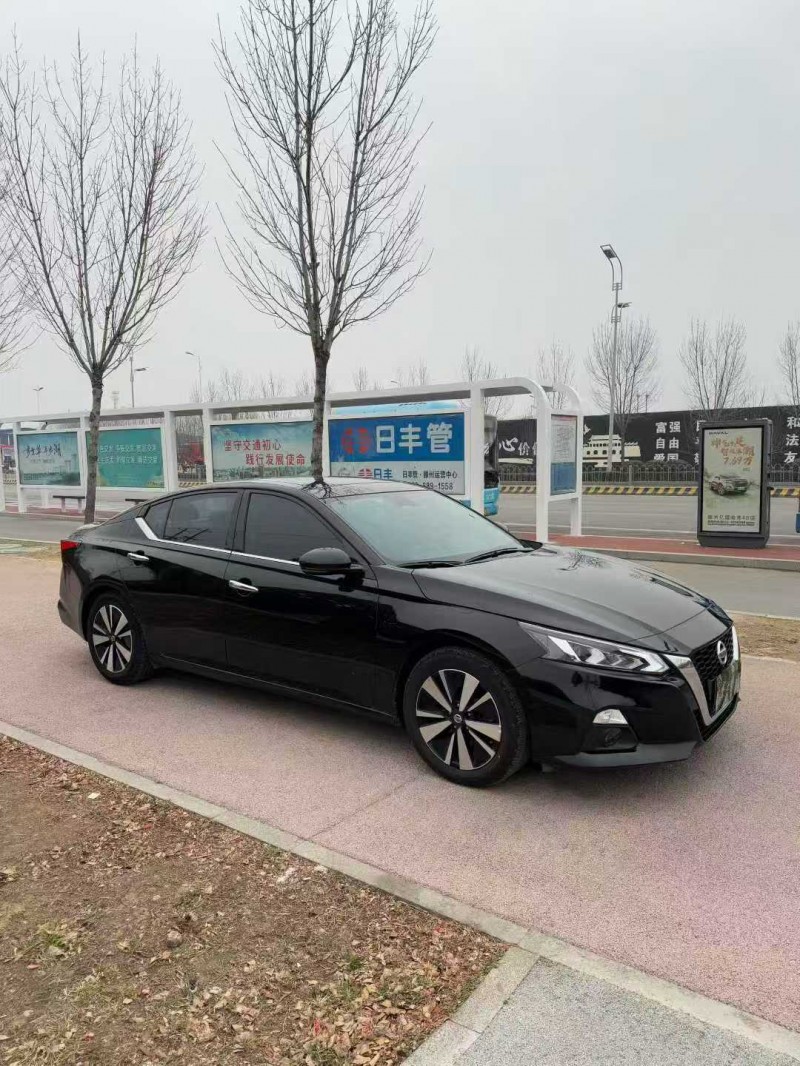 棗莊22年日產天籟3