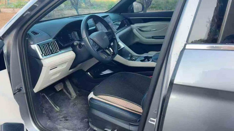 常德23年比亚迪宋5