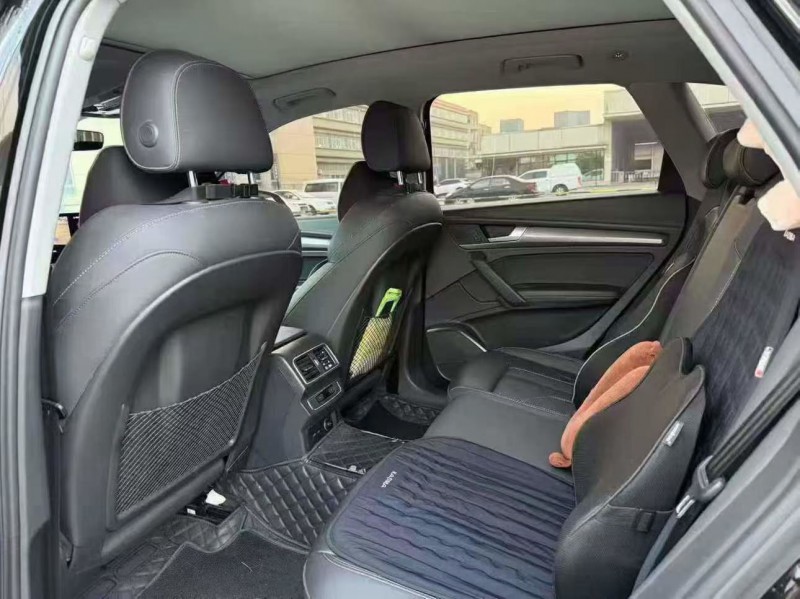 杭州21年奥迪Q58