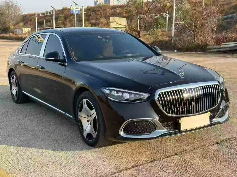 张家界23年奔驰迈巴赫S级3