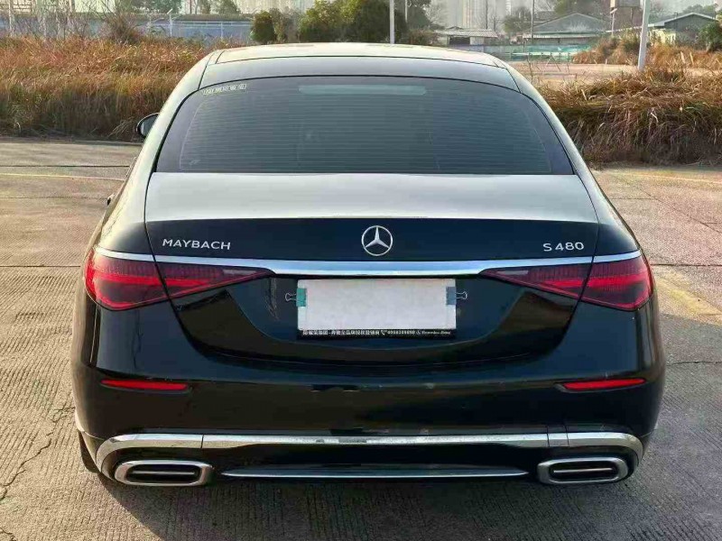 张家界23年奔驰迈巴赫S级9
