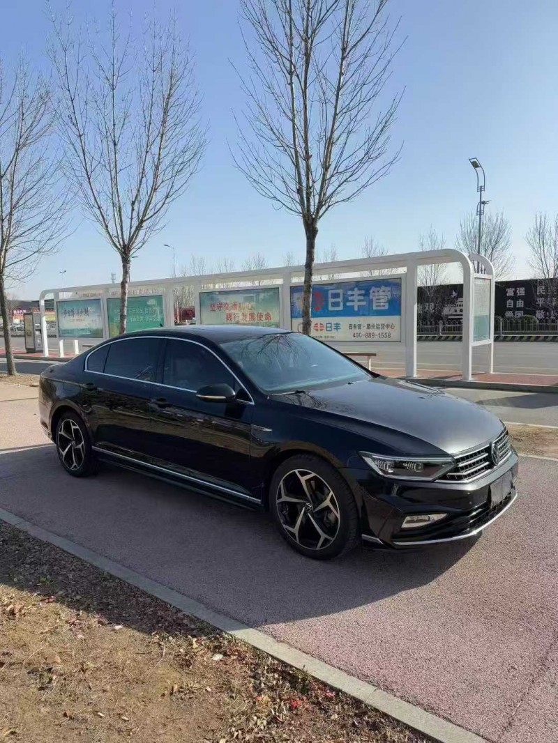 枣庄23年大众迈腾3