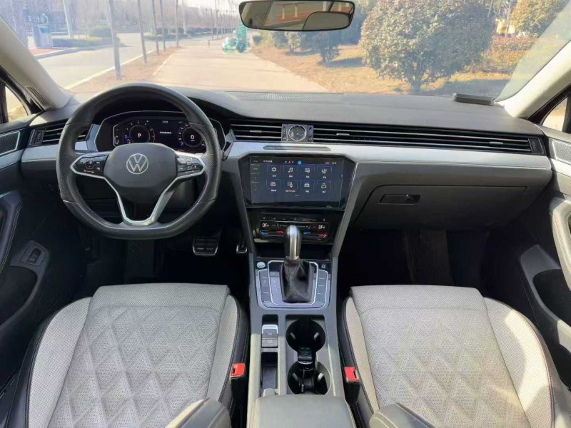 枣庄23年大众迈腾6