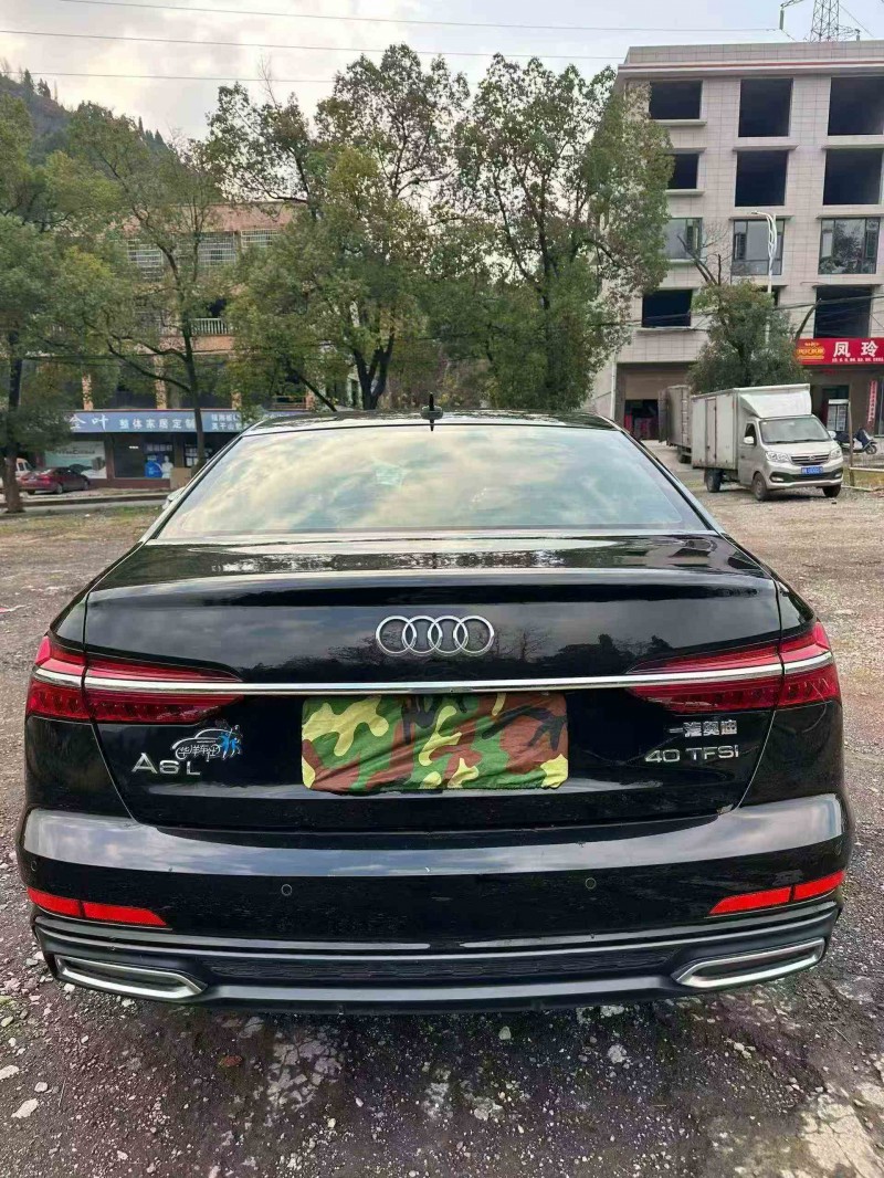 张家界21年奥迪A6L9