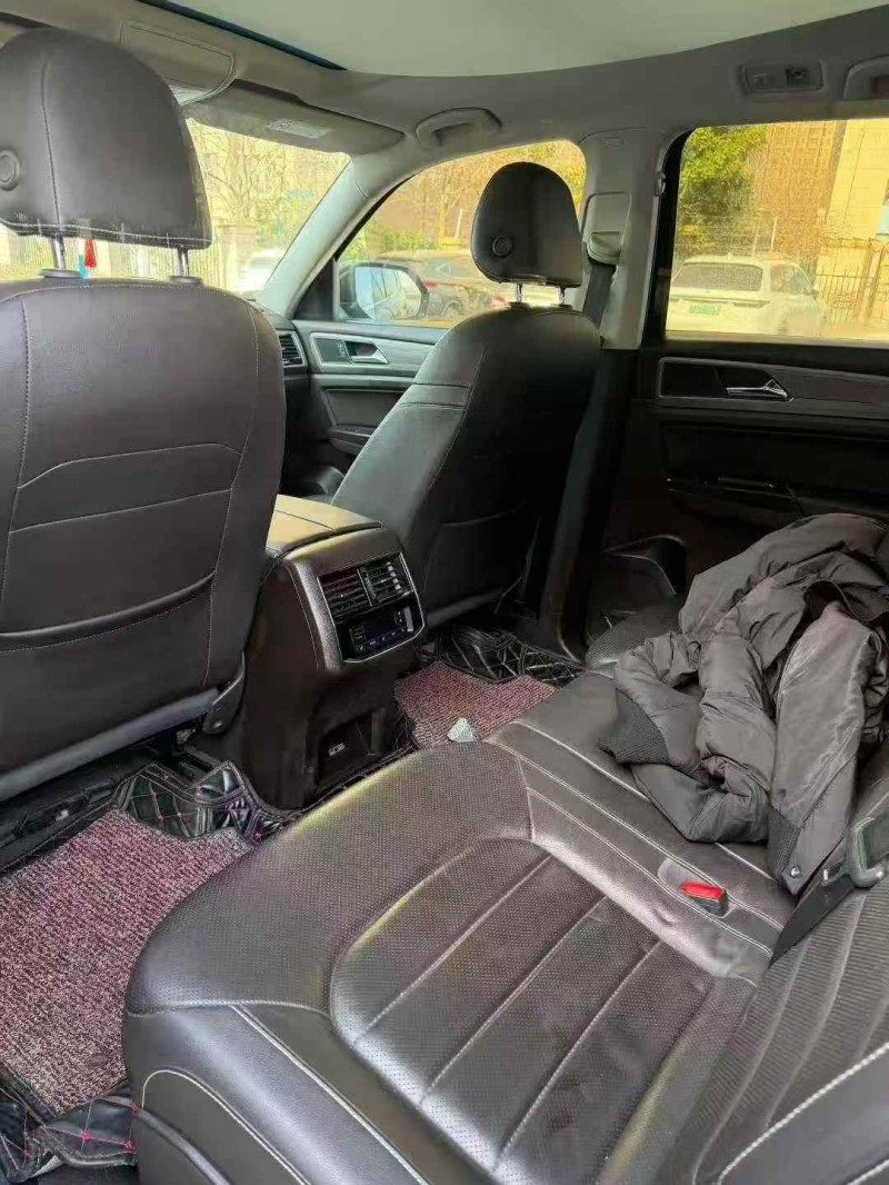 安庆18年大众途昂6