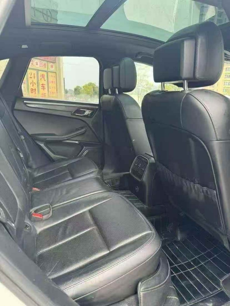 贛州15年保時捷Macan4