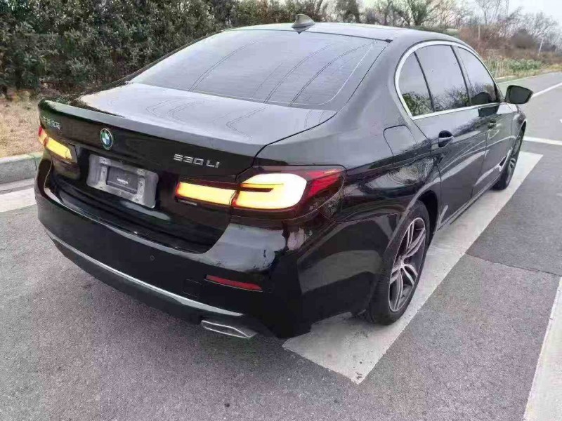 吉安21年宝马5系7