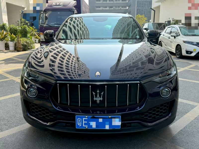 深圳22年玛莎拉蒂Levante1