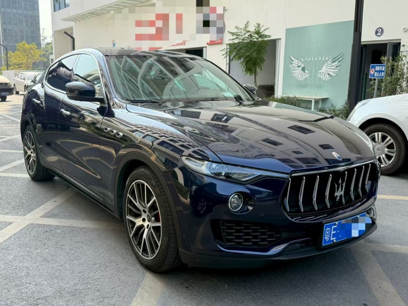 深圳22年玛莎拉蒂Levante2