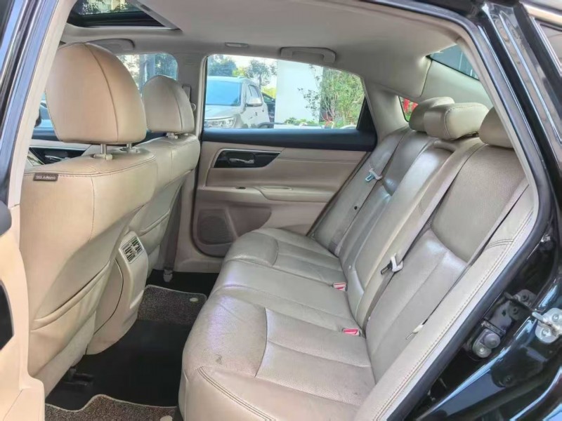 深圳17年日产天籁5