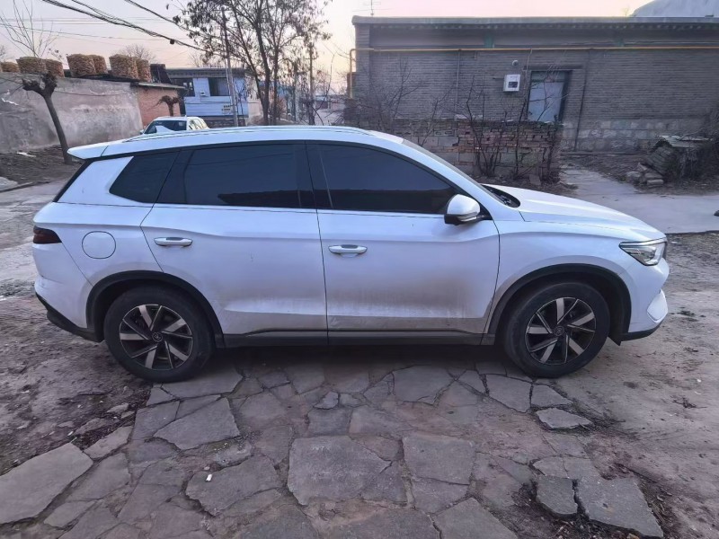 唐山24年比亚迪宋5