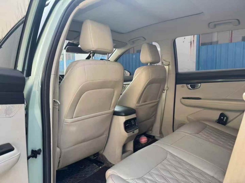 郑州22年五菱汽车星辰7