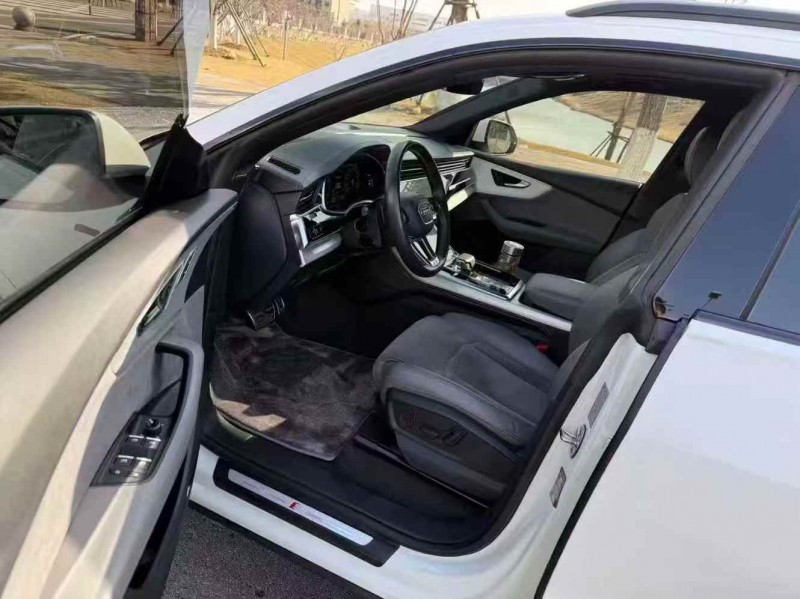 承德20年奥迪Q87