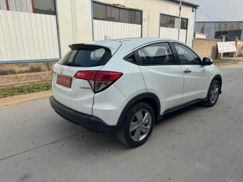 郑州21年本田缤智3