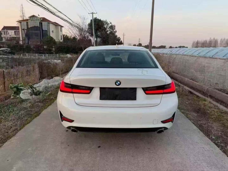 嘉兴21年宝马3系9