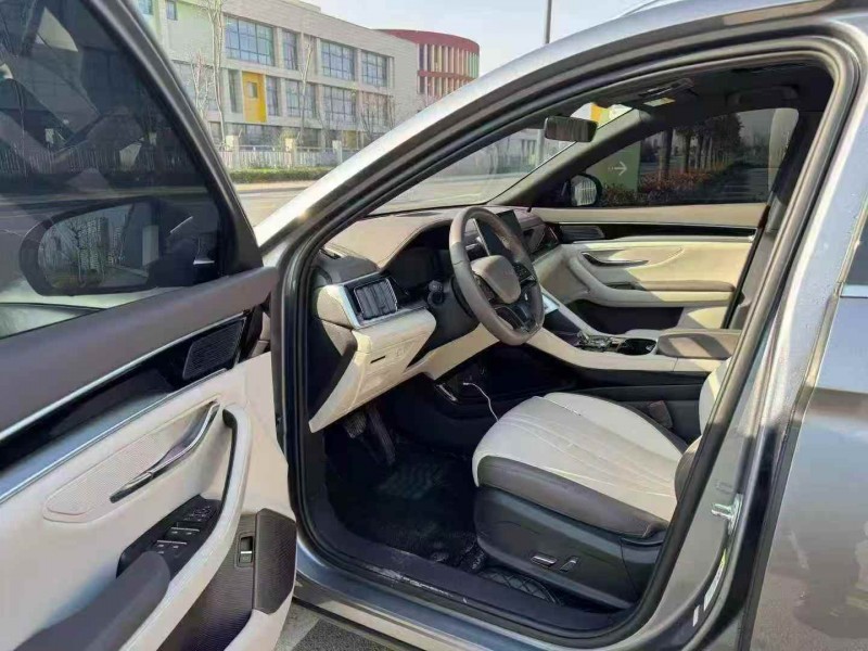 济宁25年比亚迪宋3