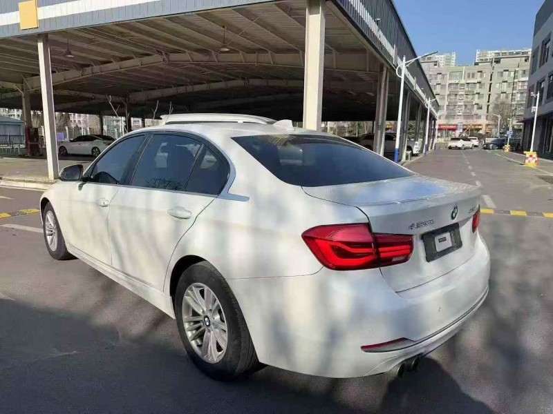 淄博18年宝马3系7