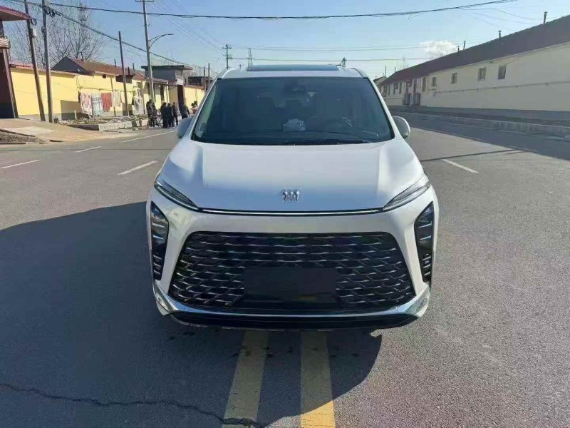 济宁25年别克GL81