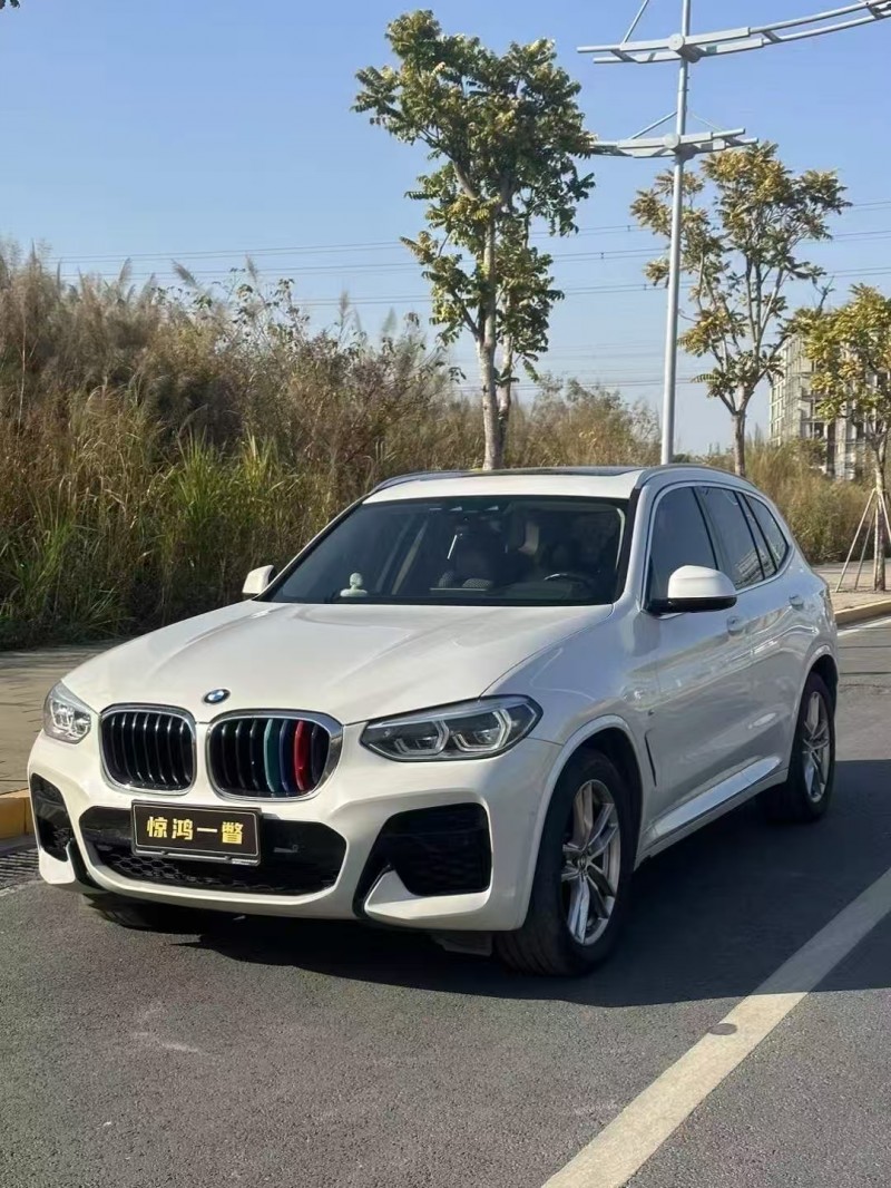 广州21年宝马X33