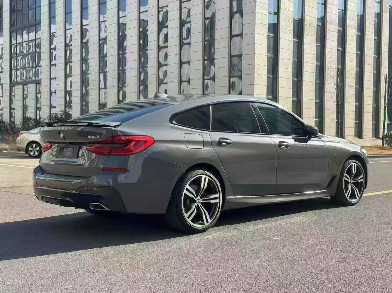 济宁21年宝马6系8