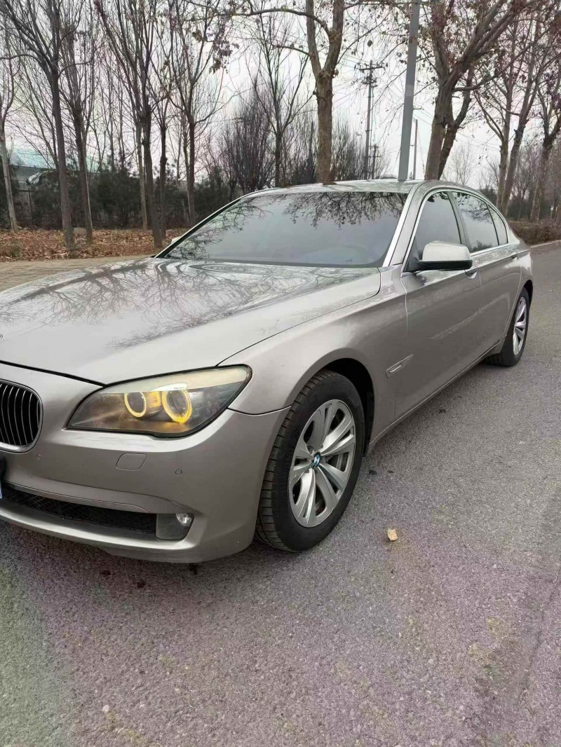 济宁13年宝马7系3