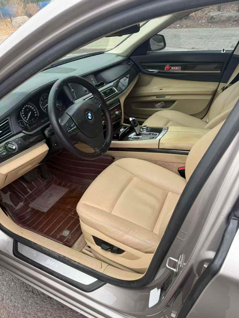 济宁13年宝马7系4