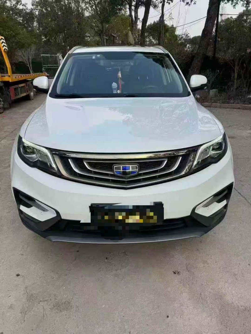 上海19年吉利博越1