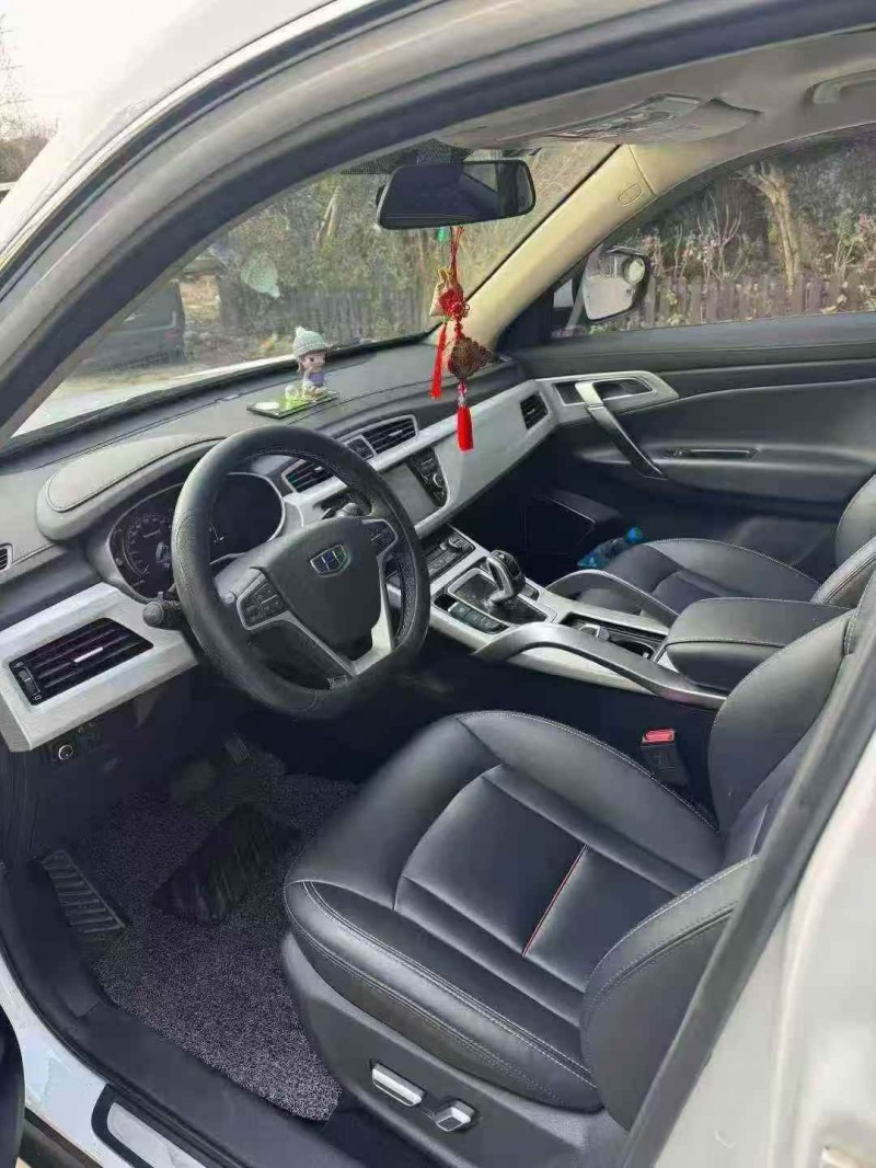 上海19年吉利博越4