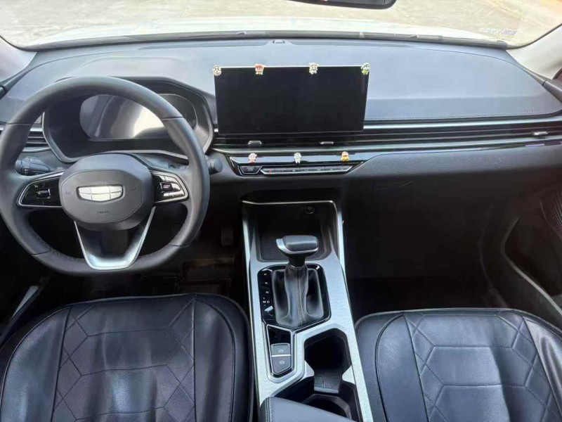 揭阳24年吉利帝豪8