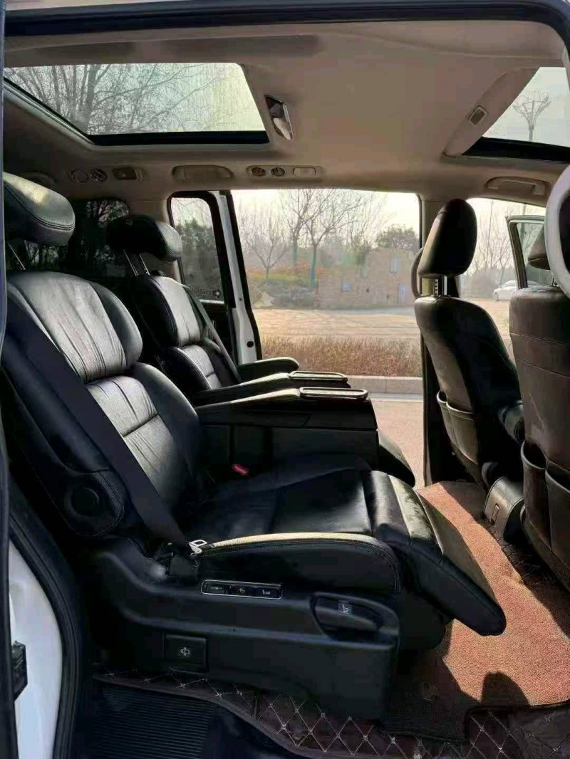 东营16年本田艾力绅4