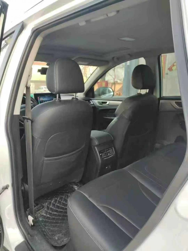 保定21年哈弗M66