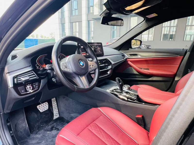 岳阳23年宝马5系4