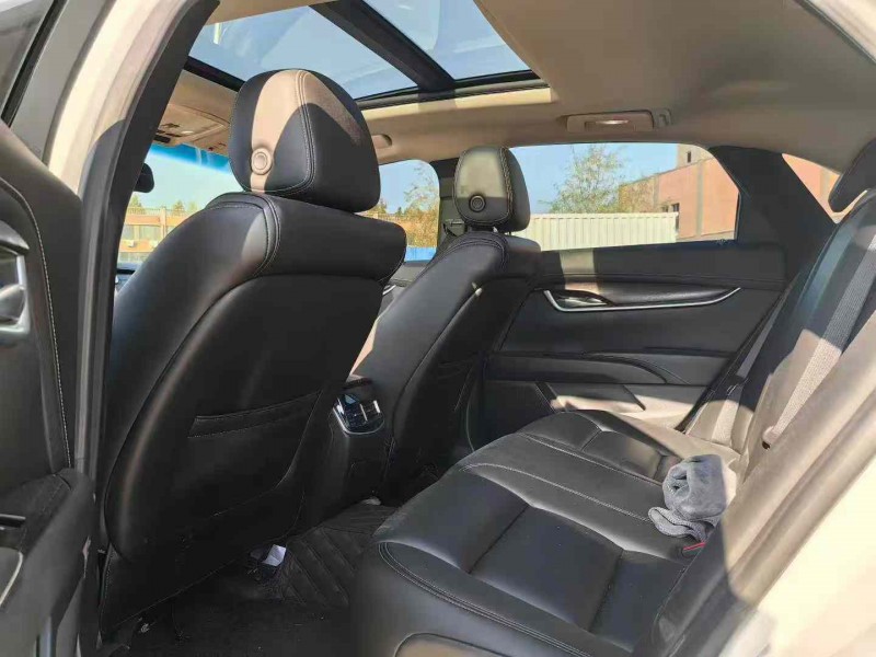 青島18年凱迪拉克XTS5