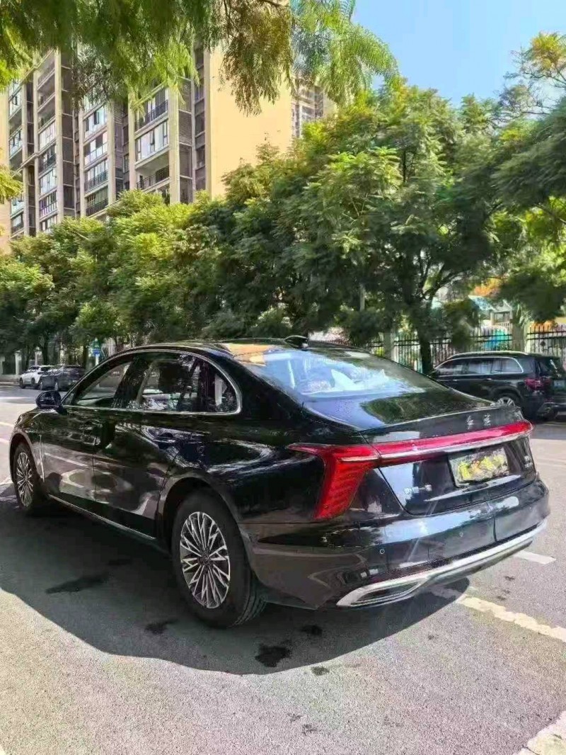 黔西南25年红旗H57