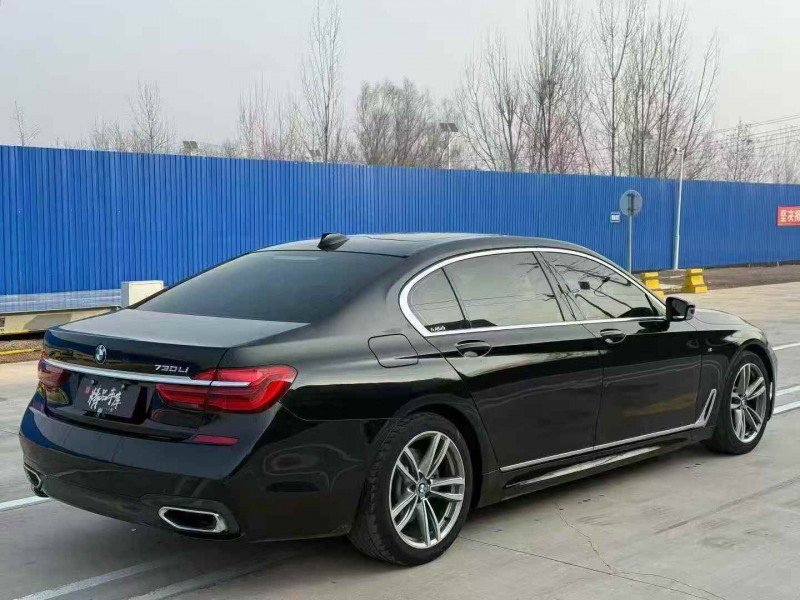 青岛19年宝马7系9