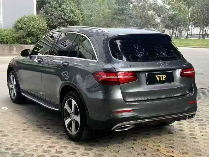 台州16年奔驰GLC9