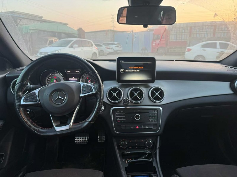 菏泽15年奔驰CLA4