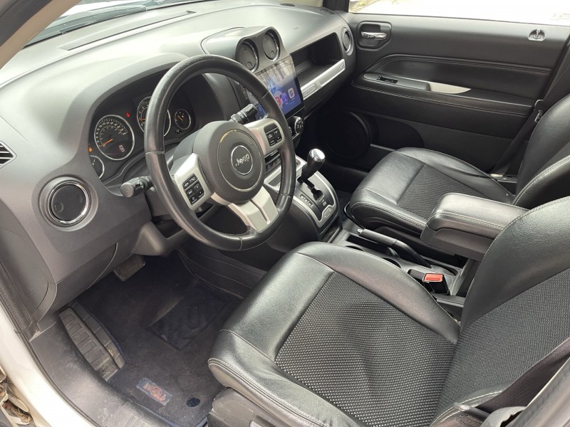 济宁17年Jeep指南者6