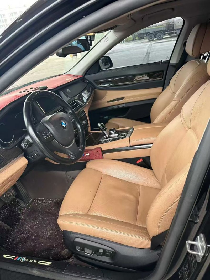 济宁13年宝马7系4