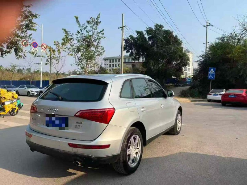 南宁10年奥迪Q57