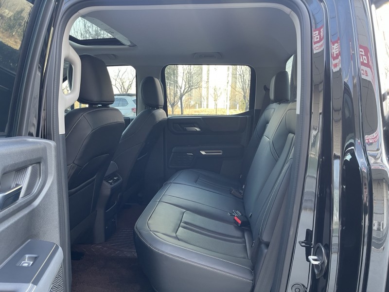 济宁24年江铃大道4