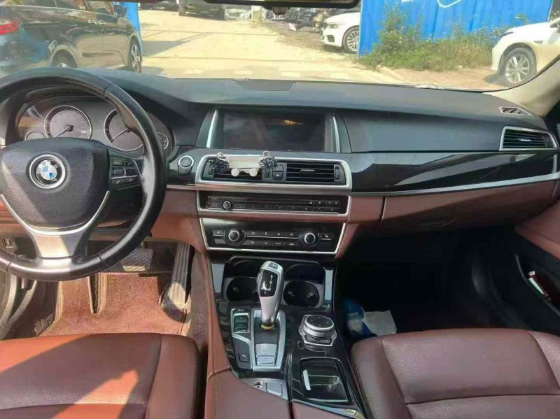 南宁16年宝马5系5