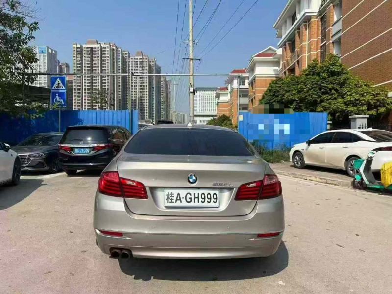 南宁16年宝马5系9