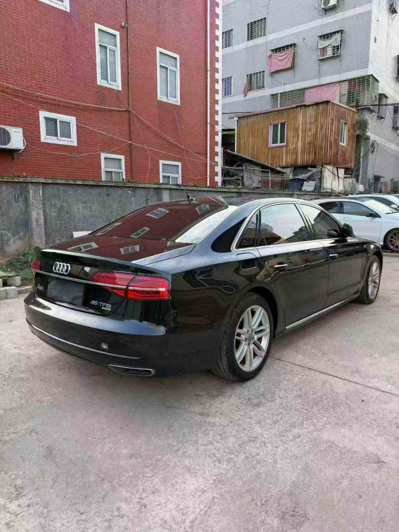 南平17年奥迪A8L8