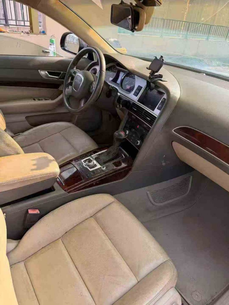 苏州11年奥迪A6L5