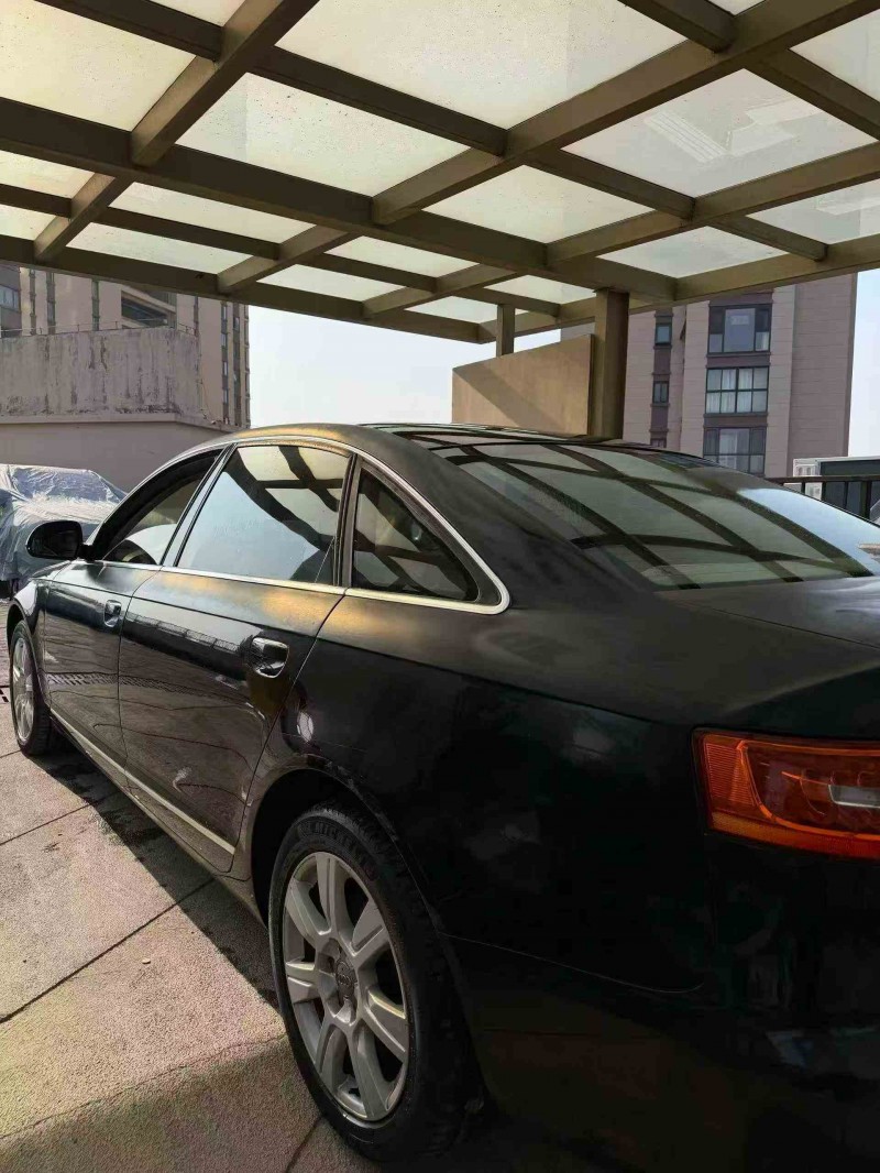 苏州11年奥迪A6L8