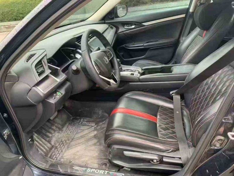 佛山17年本田思域5