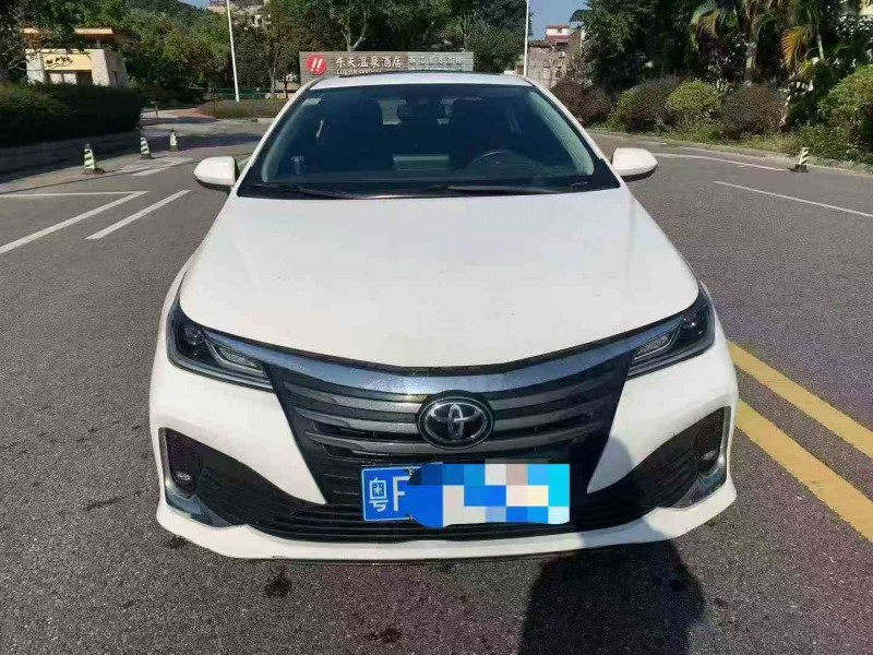 湛江21年丰田亚洲龙1