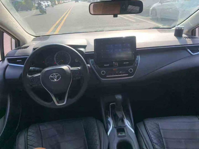 湛江21年丰田亚洲龙4